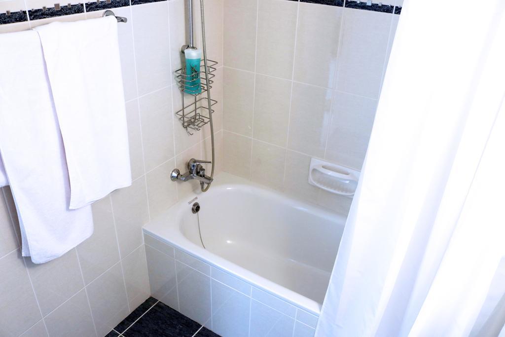 Ikaria Village Sea View Apartment Paphos Buitenkant foto